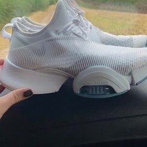 Nike Air Zoom super rep 9.5